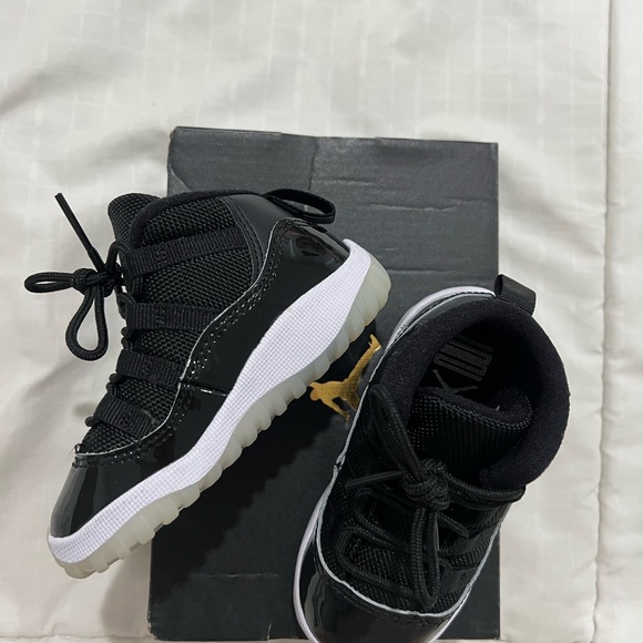 Air Jordan 11 Jubilee Toddler Size 6 Toddler Nike TD - Picture 2 of 5